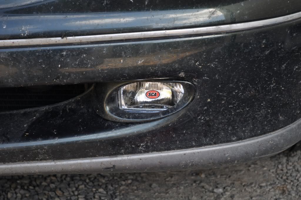 S1 VT Calais fog lights Just Commodores